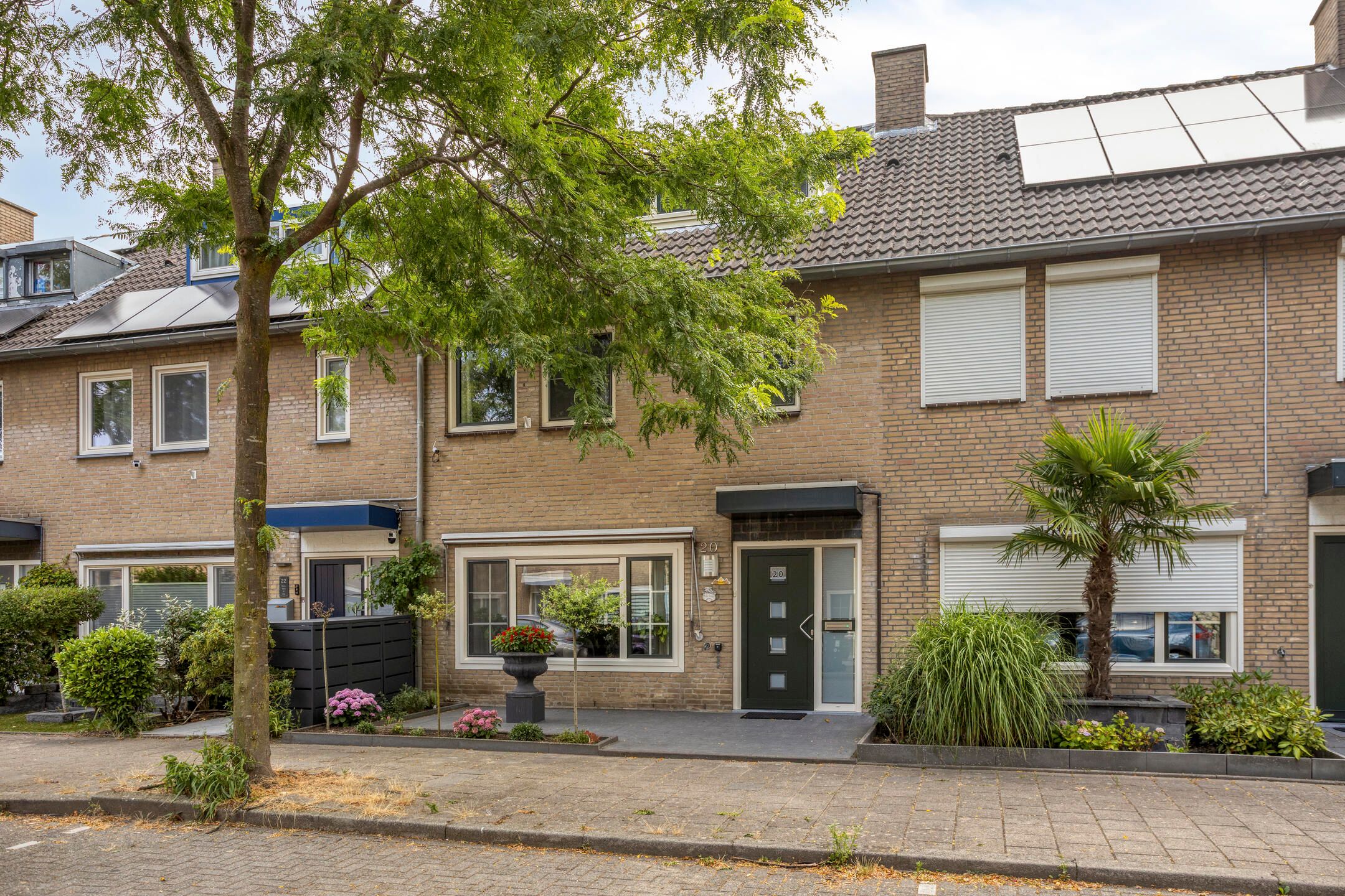 Foto van Busweg 20, Eindhoven