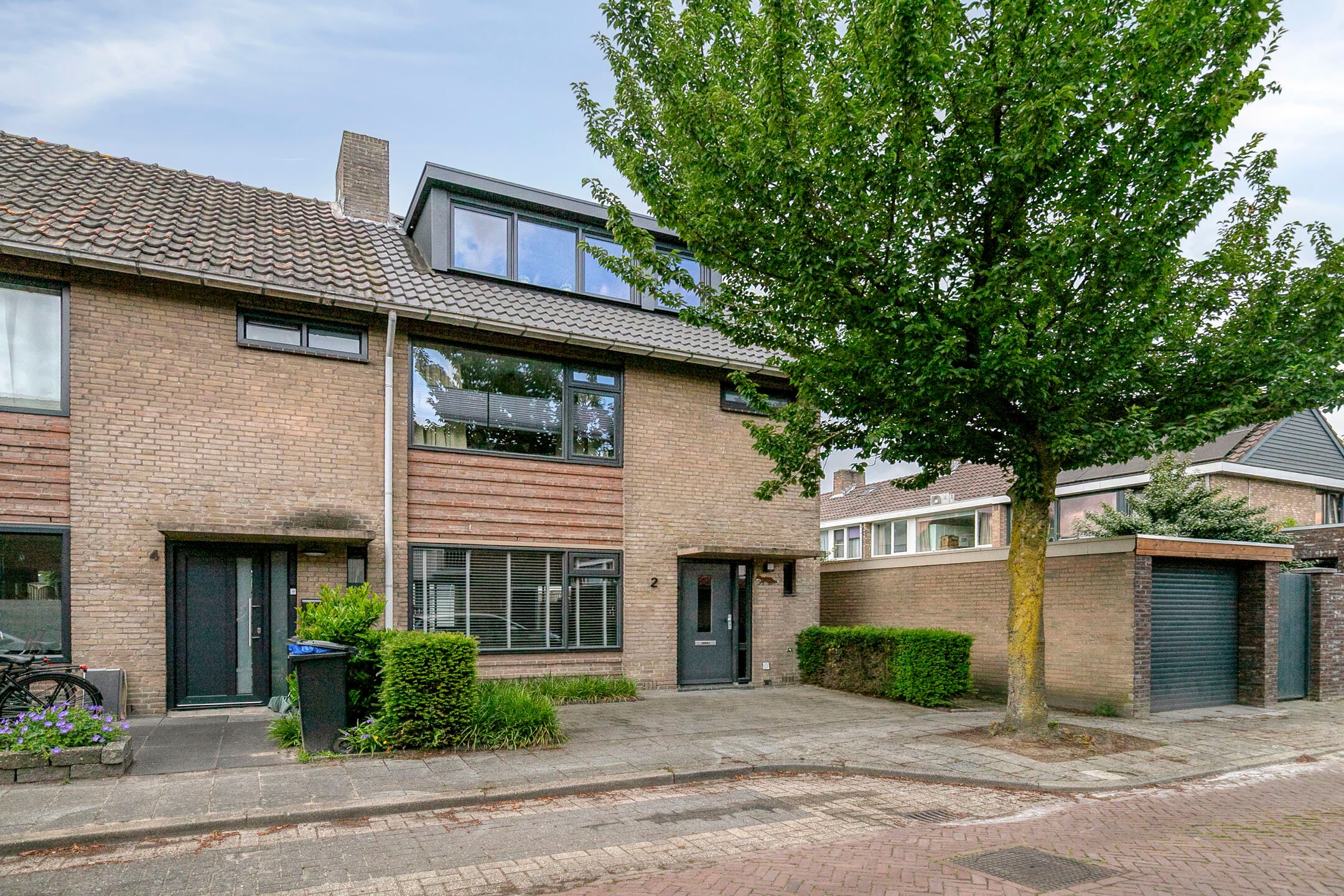 Foto van Deken B.J. van Miertstraat 2, Best