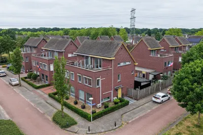 Foto van Priemeind 2, Best