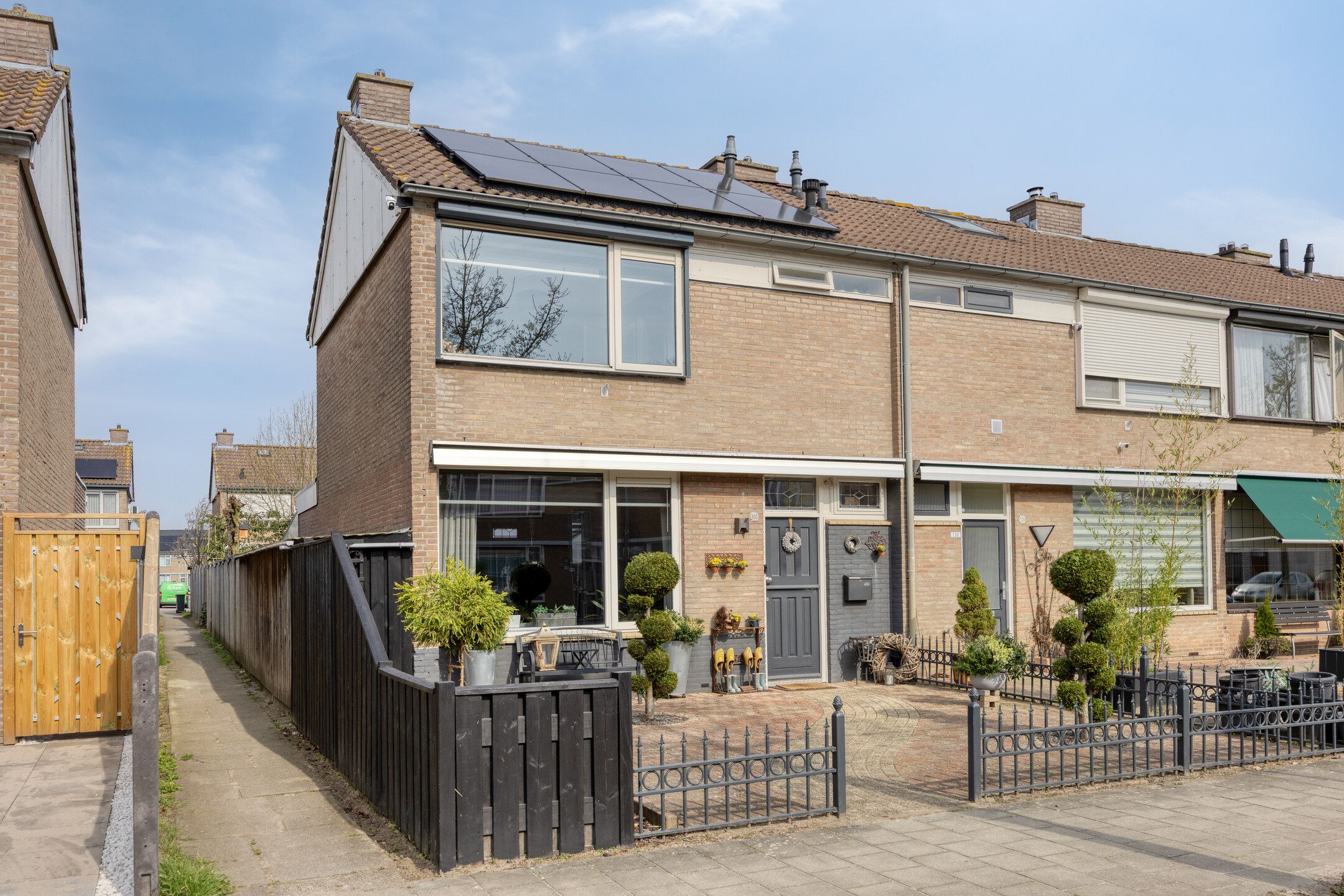 Foto van van Weerden Poelmanstraat 108, Helmond