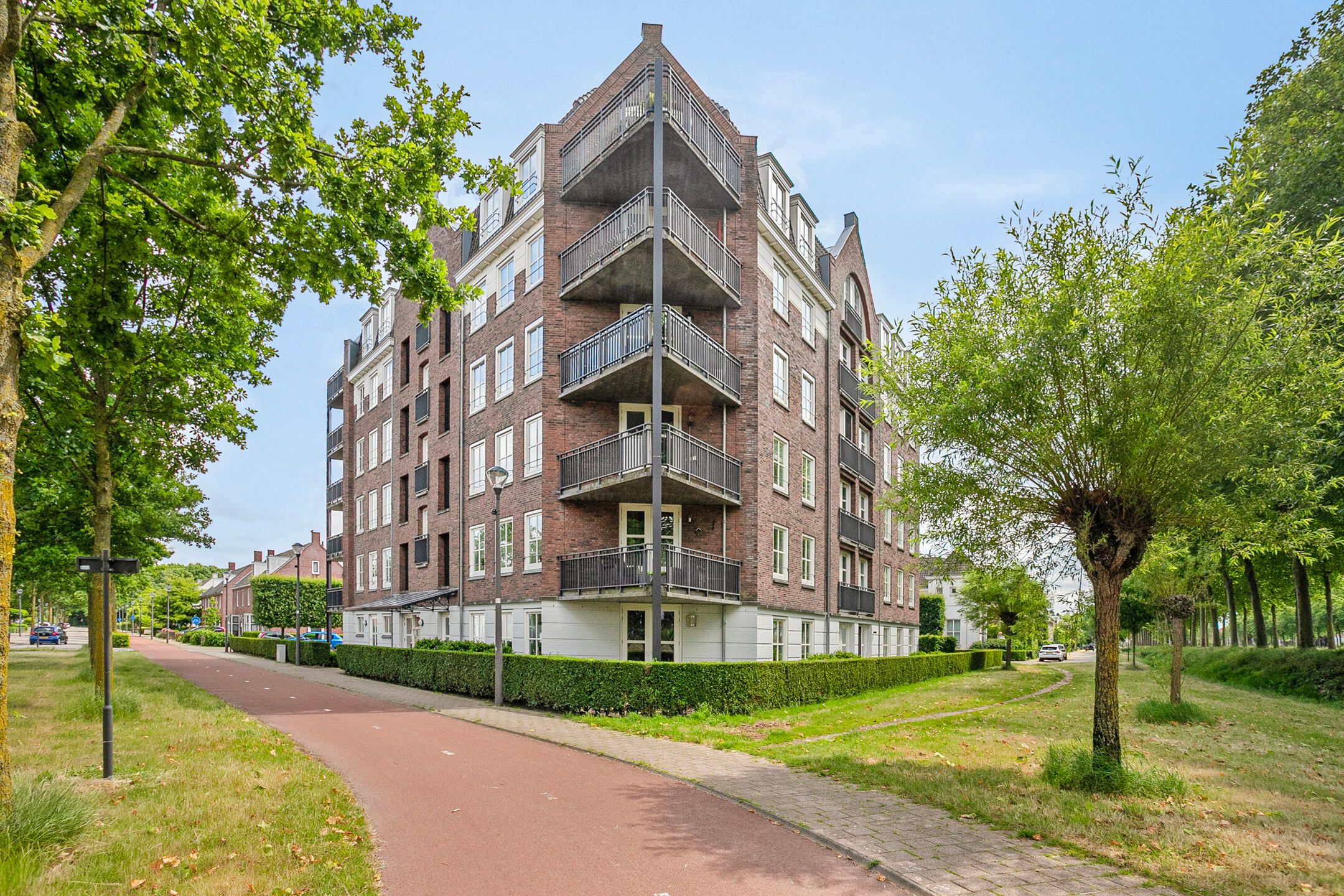 Foto van de Langekker 15, Helmond