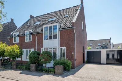 Foto van den Hoge Hurk 13, Helmond