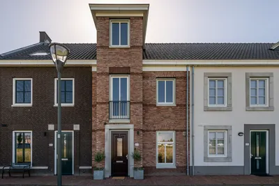 Foto van Laan door de Veste 173, Helmond