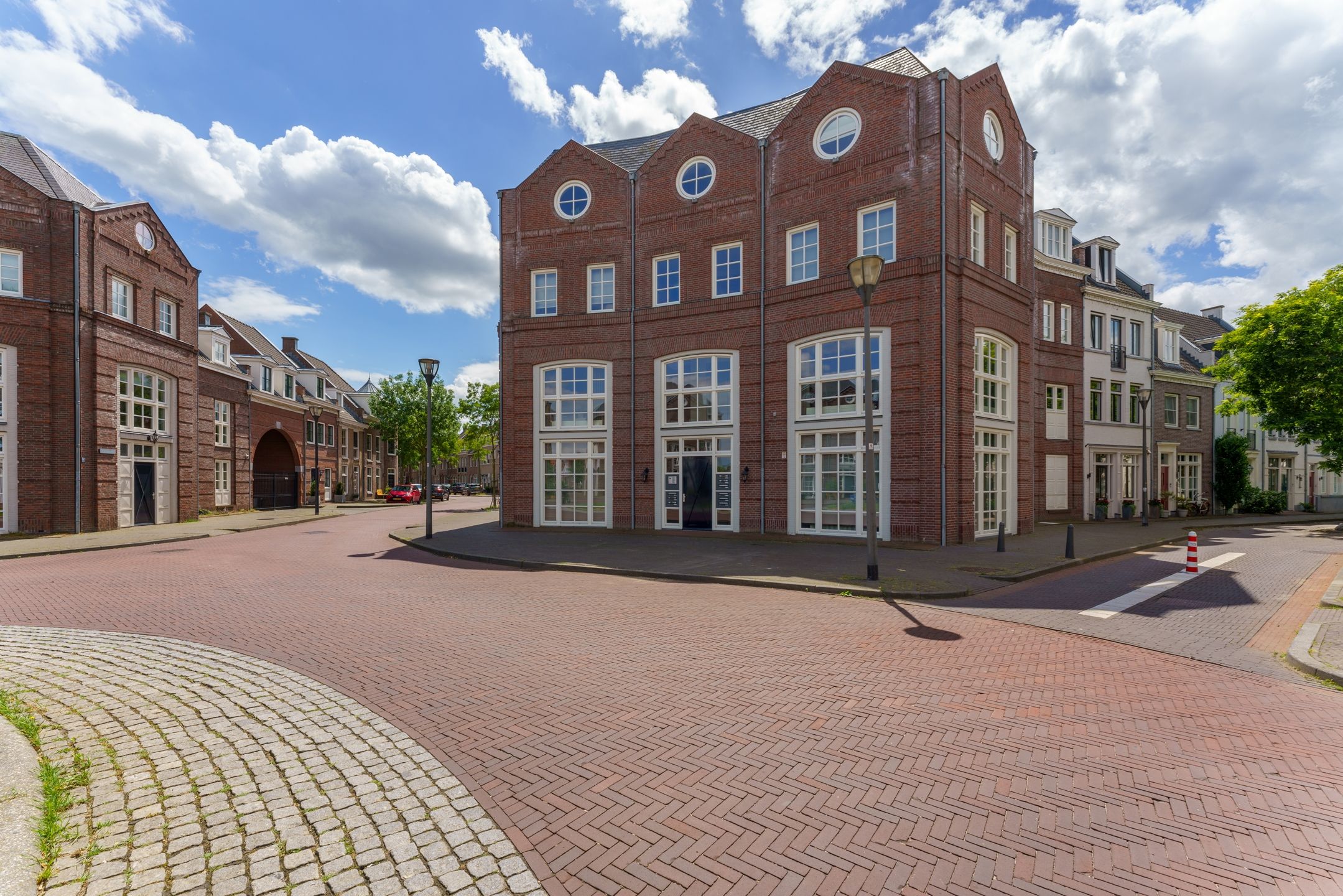 Foto van Laan door de Veste 27, Helmond