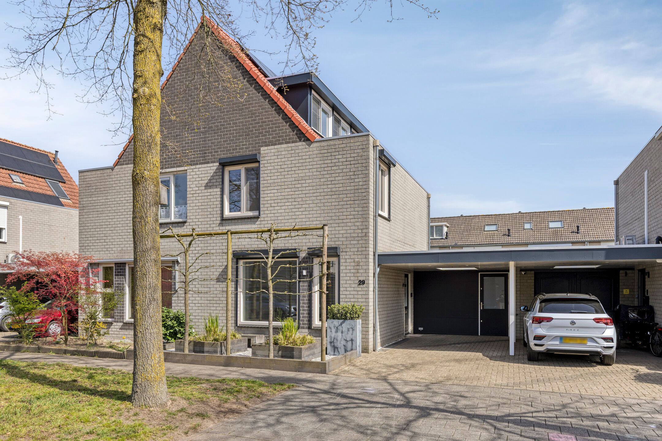 Foto van Kennemerland 29, Helmond