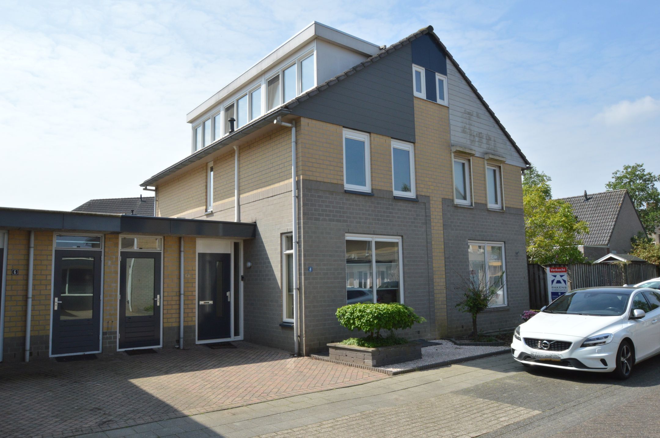 Foto van Paardebloem 4, Deurne