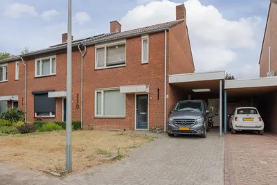 Foto van Hoefnagelsplein 3, Griendtsveen