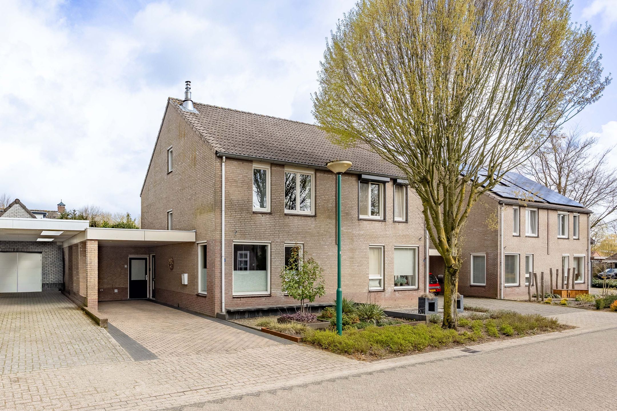 Foto van Lange Akker 8, Overloon