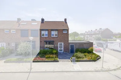Foto van van Kleefstraat 26, Tegelen