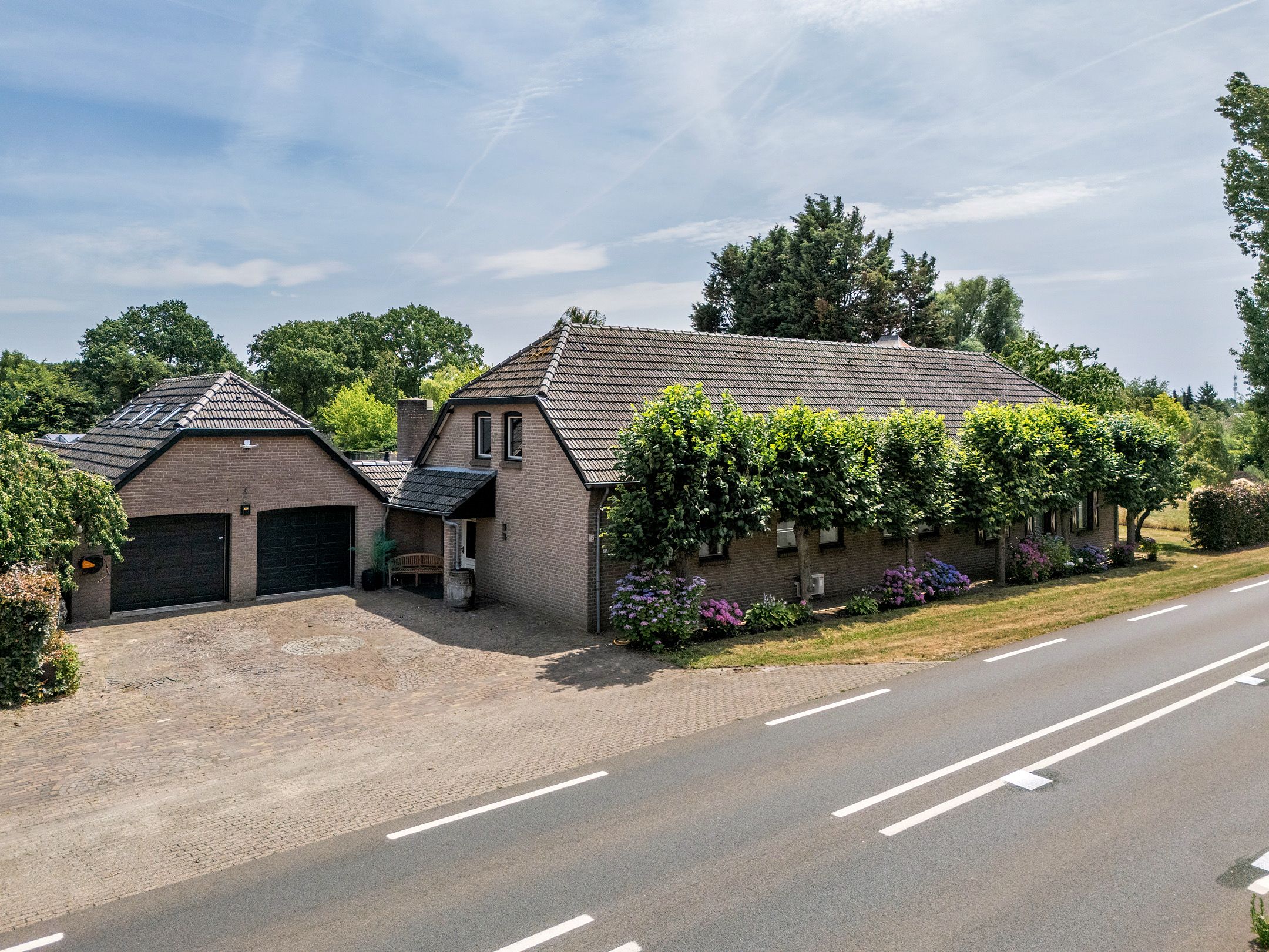 Foto van Rijksweg 29, Velden