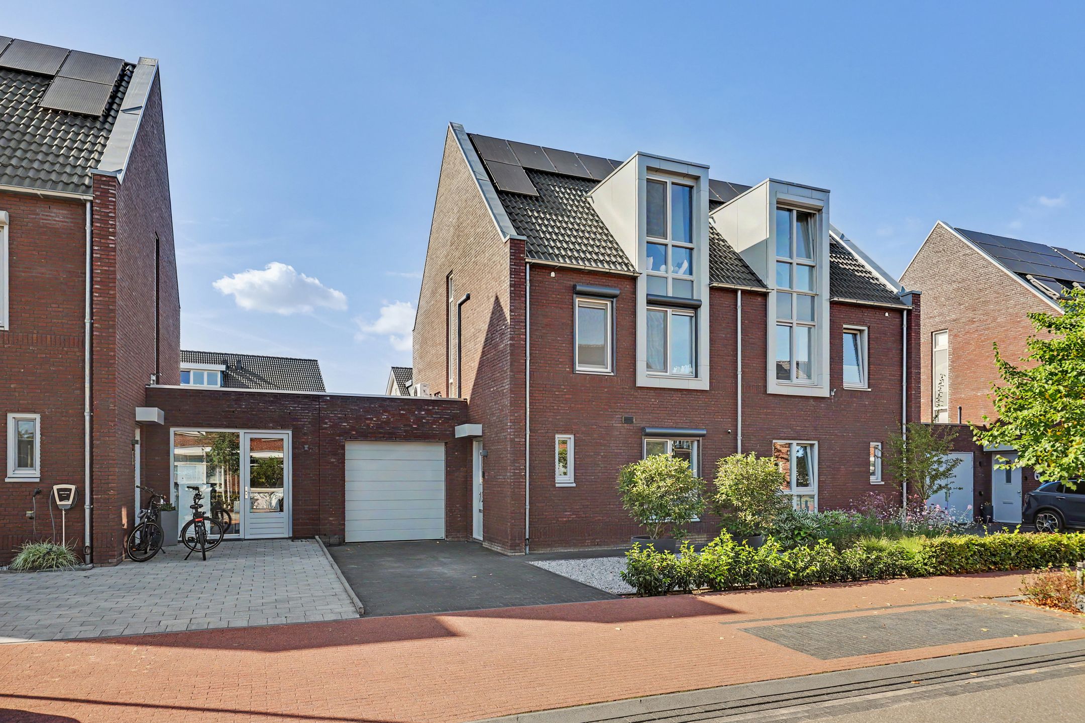 Foto van Dorperveldstraat 10, Velden
