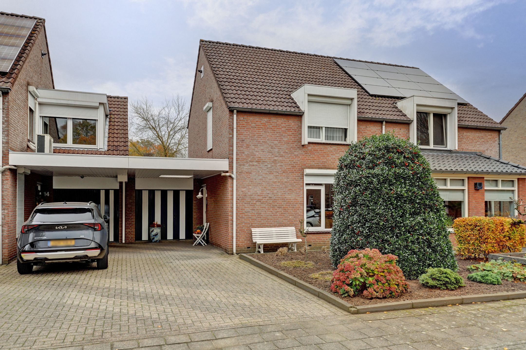Foto van Plevierstraat 12, Velden