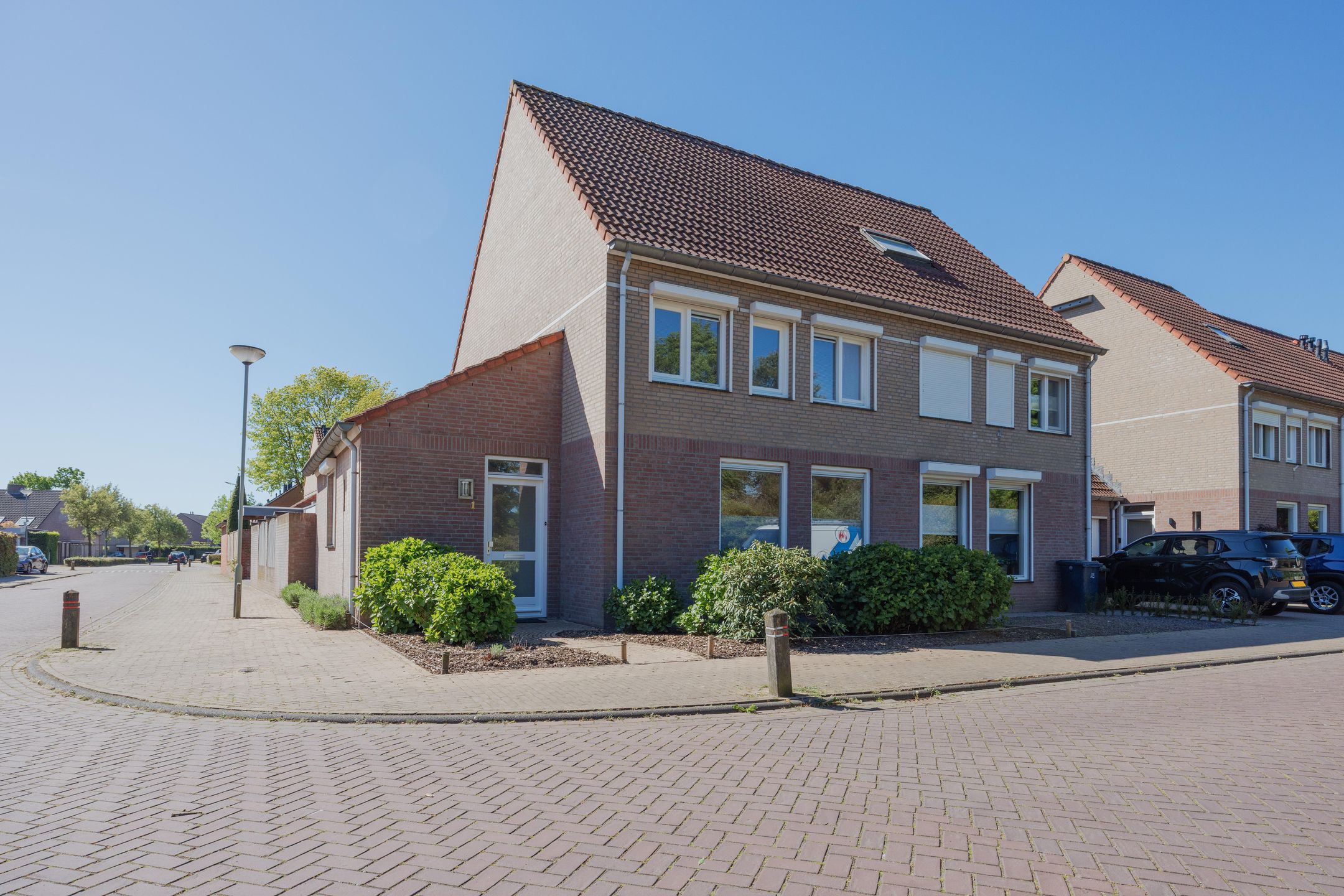 Foto van Van Frezinstraat 1, Horst