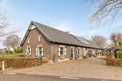 Foto van van Elzenweg 1, Hegelsom