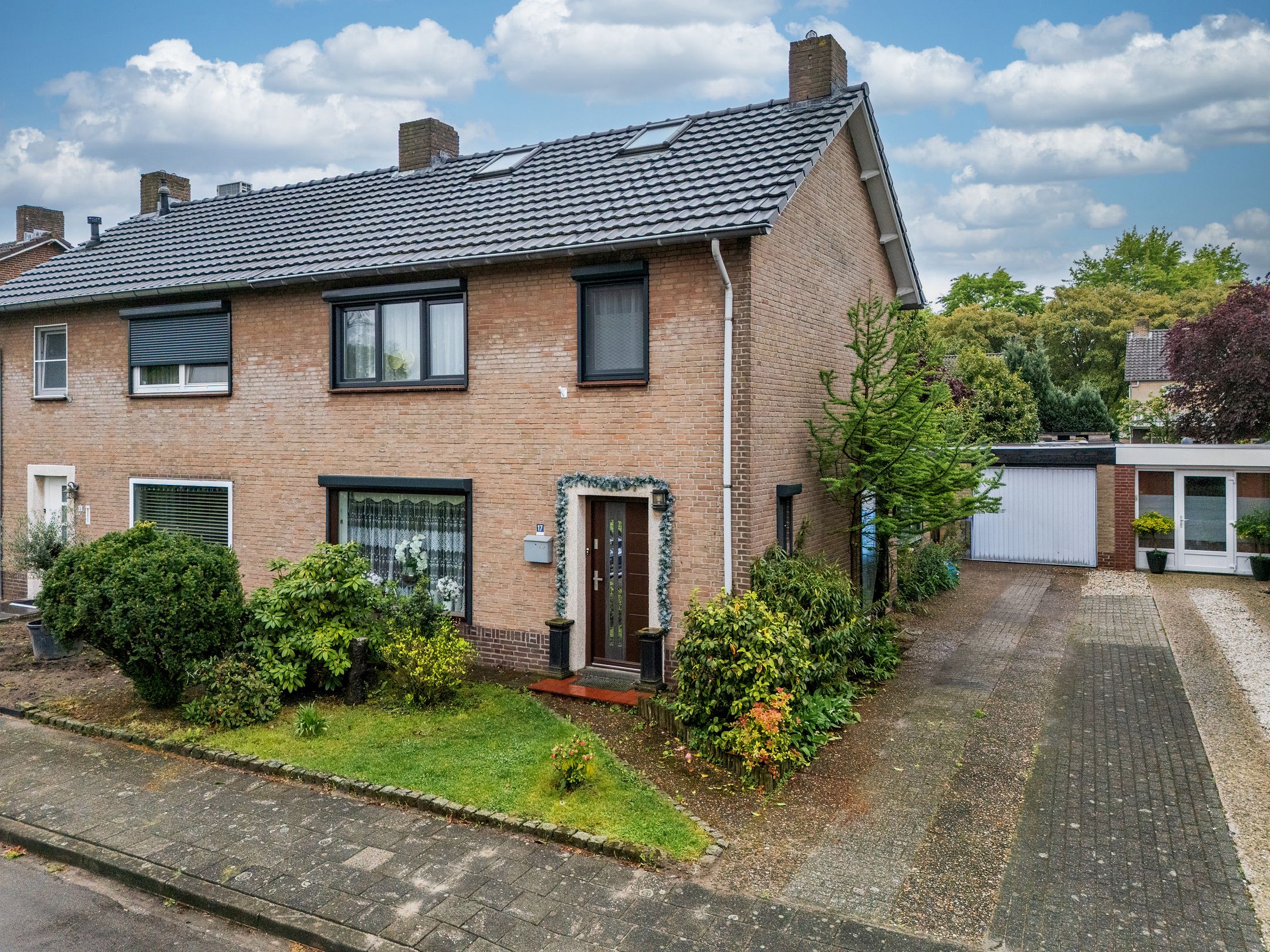 Foto van Burg van Kempenstraat 17, Grubbenvorst