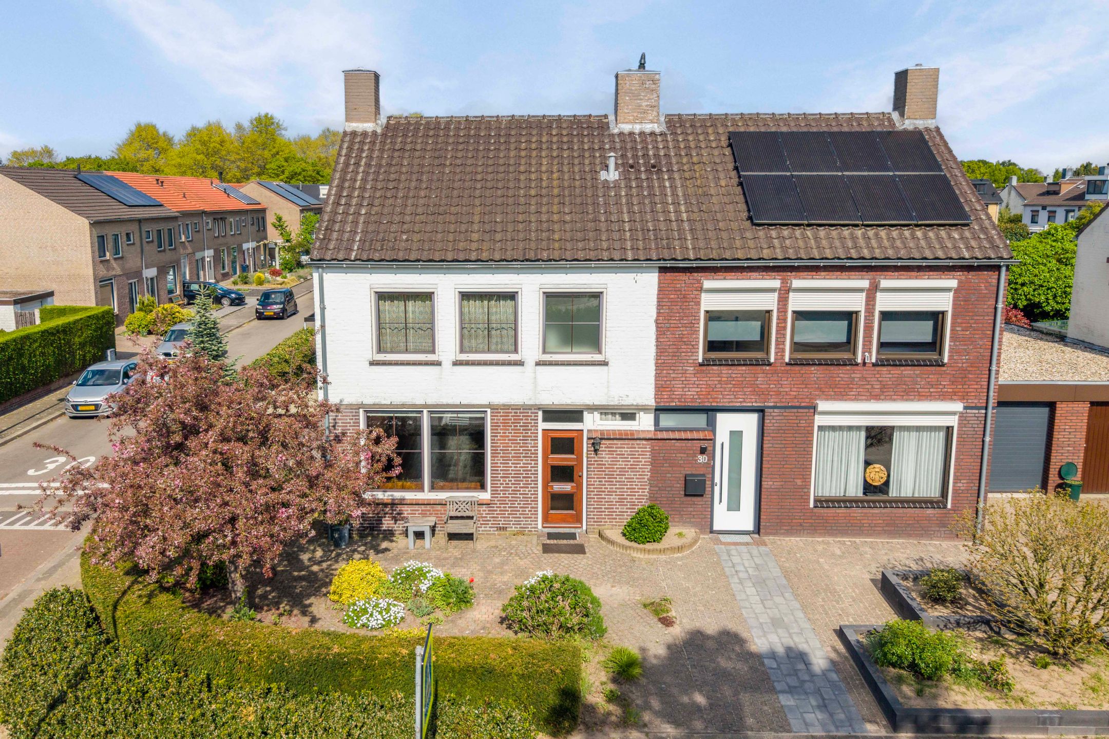 Foto van Burg Cremersstraat 32, Grubbenvorst