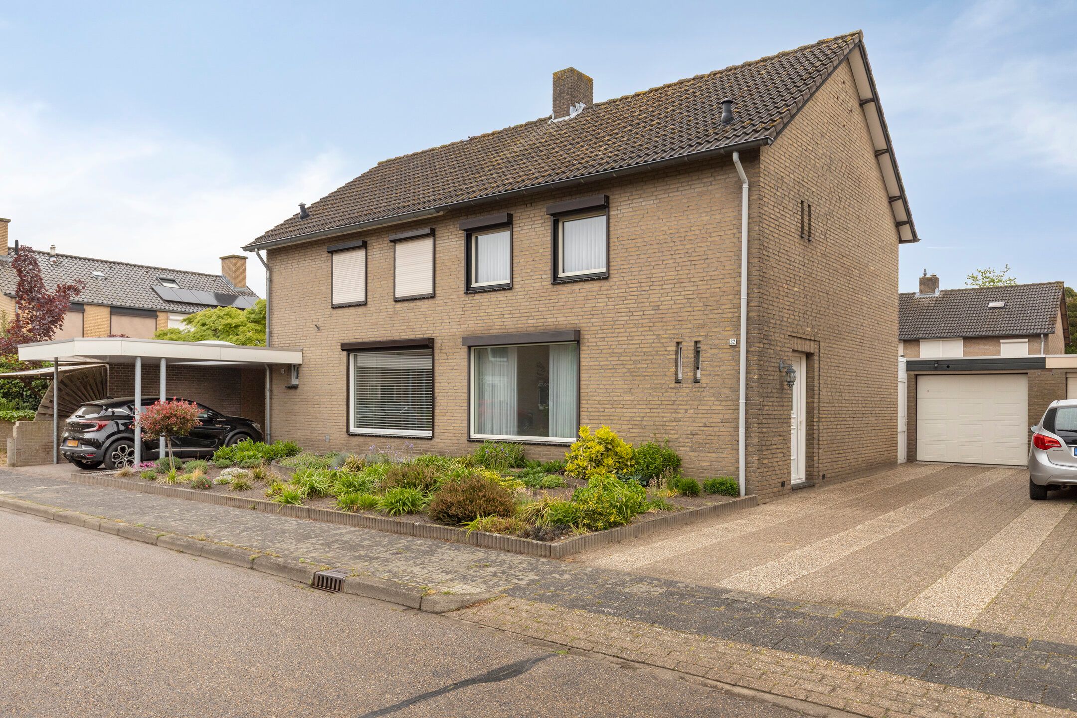 Foto van Averbodestraat 32, Helden