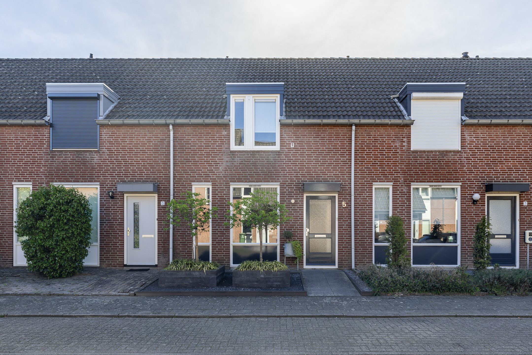 Foto van Servaashof 5, Helden