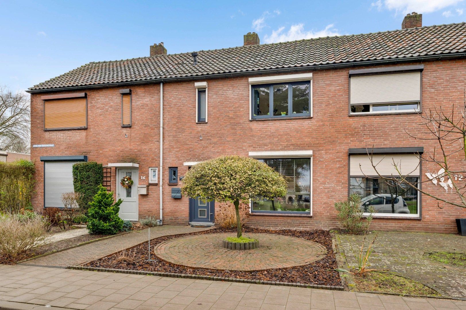 Foto van Anna van Saksenstraat 14, Weert