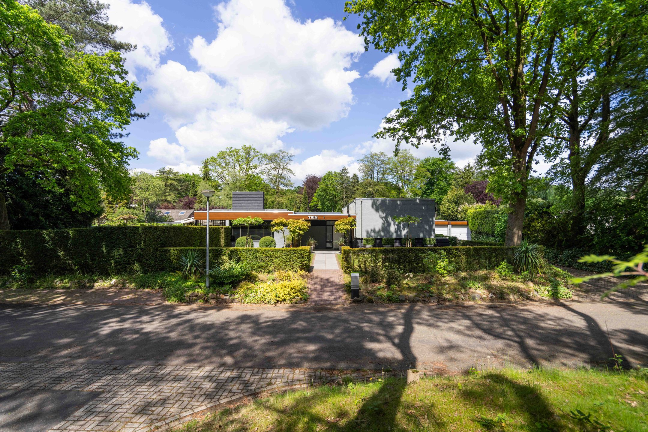 Foto van Tooroplaan 10, Weert
