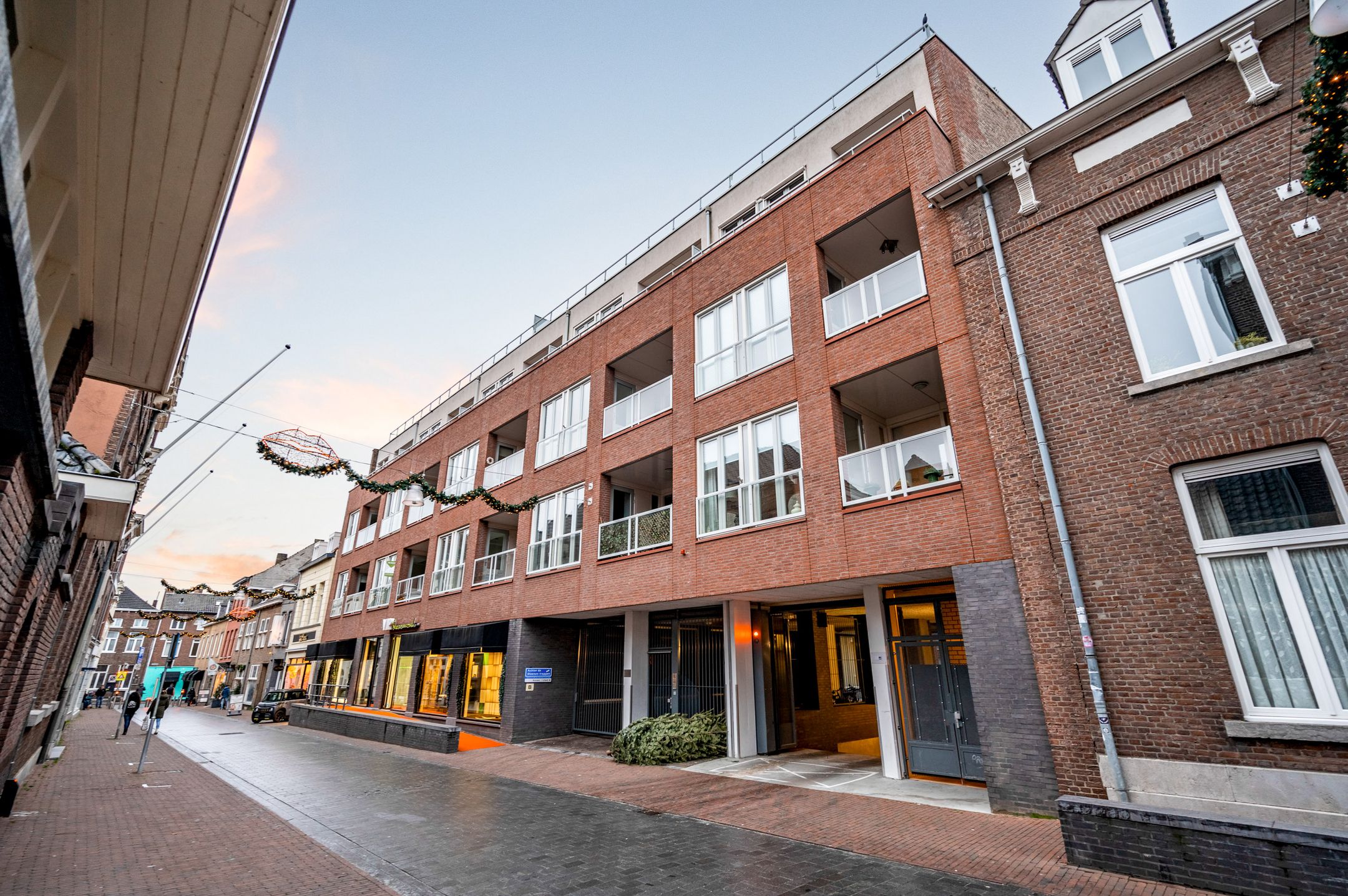 Foto van Achter de Steenen Trappen 13, Roermond