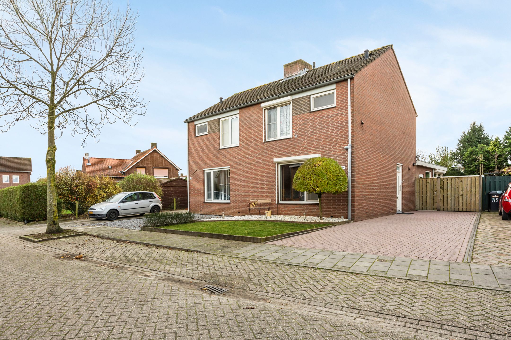 Foto van Elzenweg 34, Maasbracht