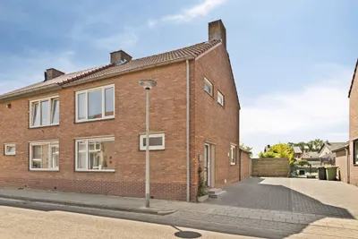 Foto van Dr. Poelsstraat 3, Posterholt