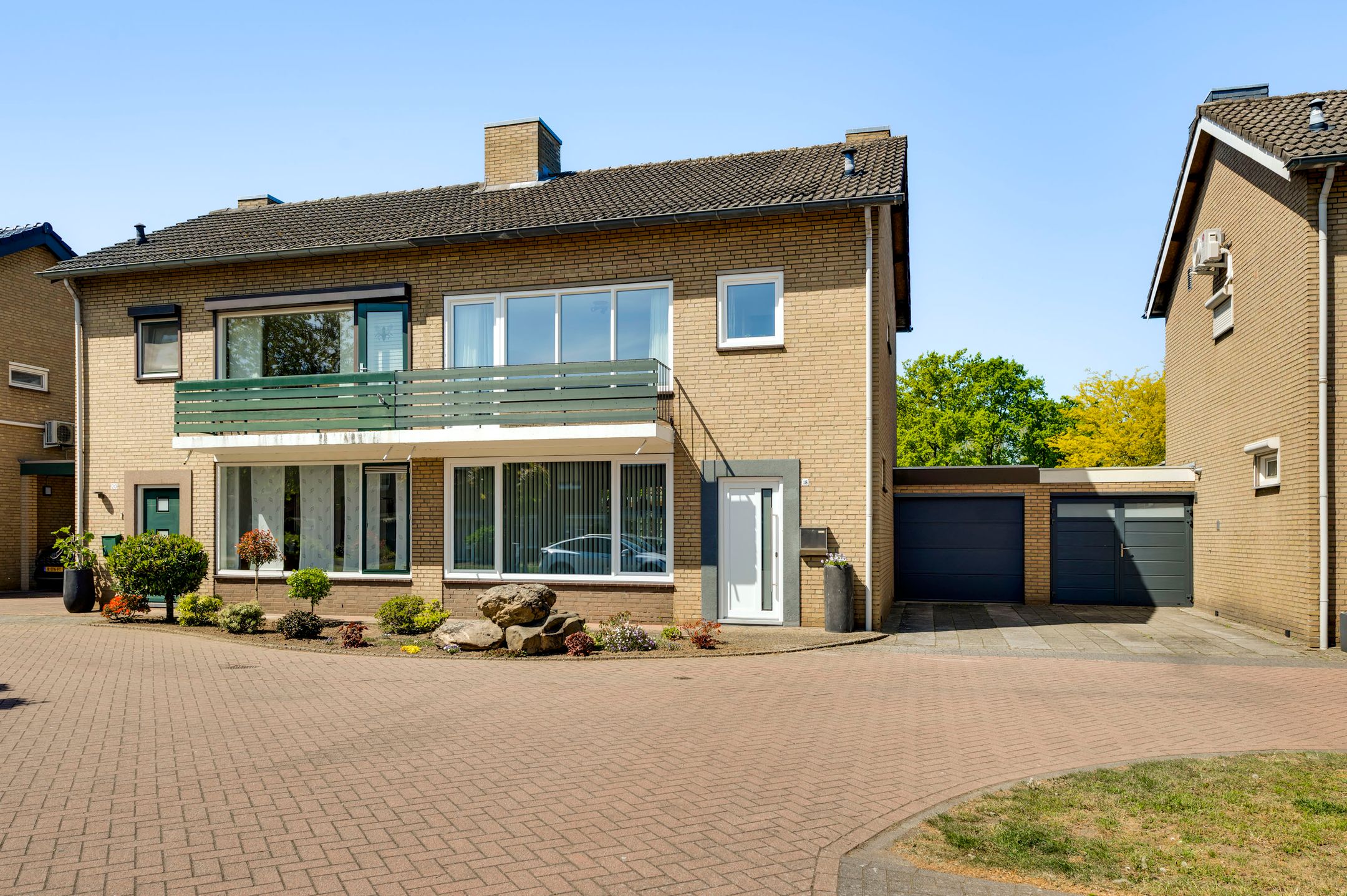 Foto van Gelreplein 18, Linne