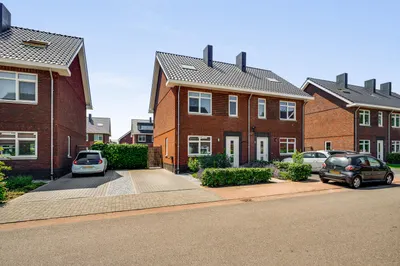 Foto van Windhaag 10, Linne