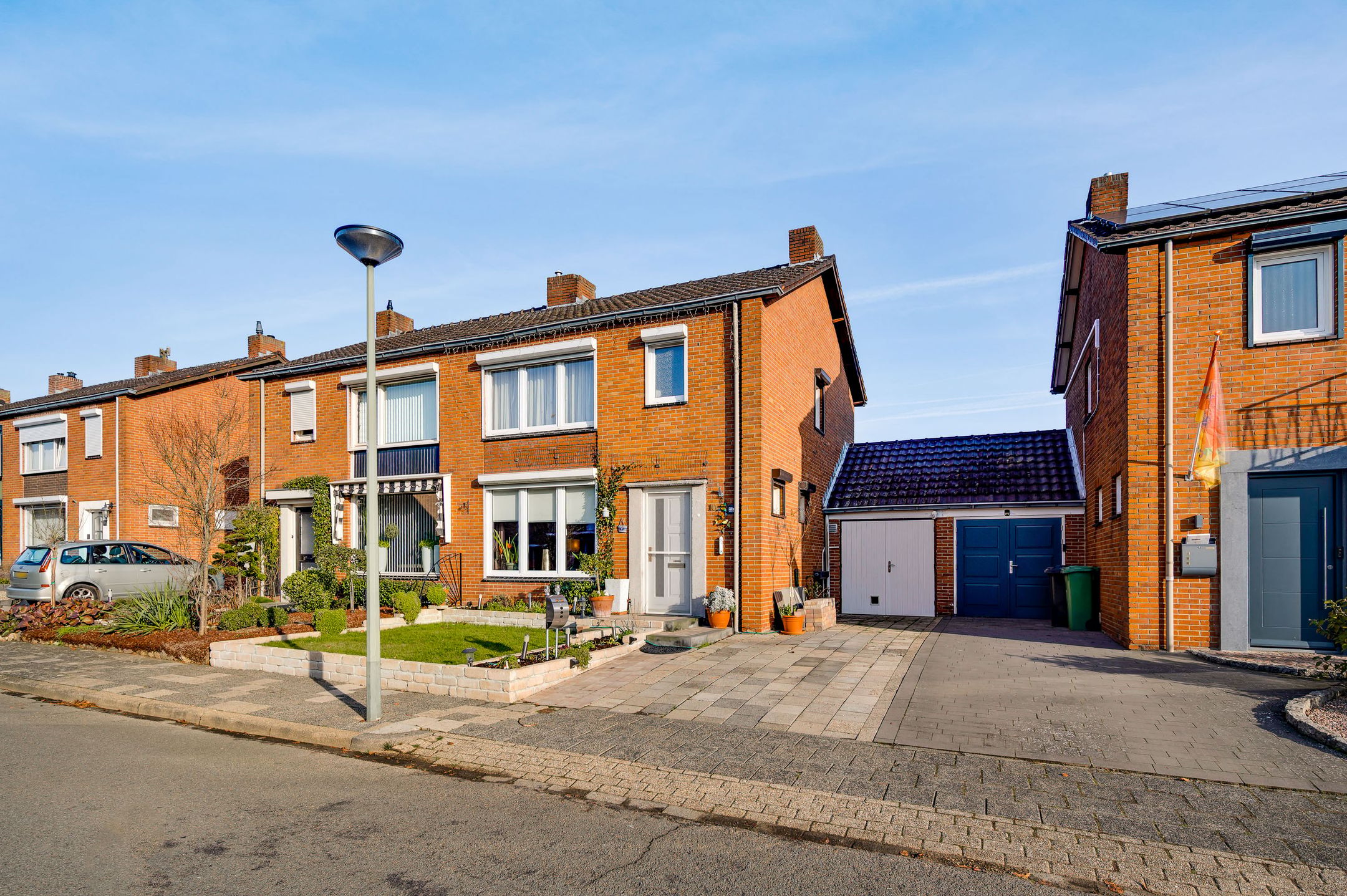Foto van van Loonstraat 10, Haelen