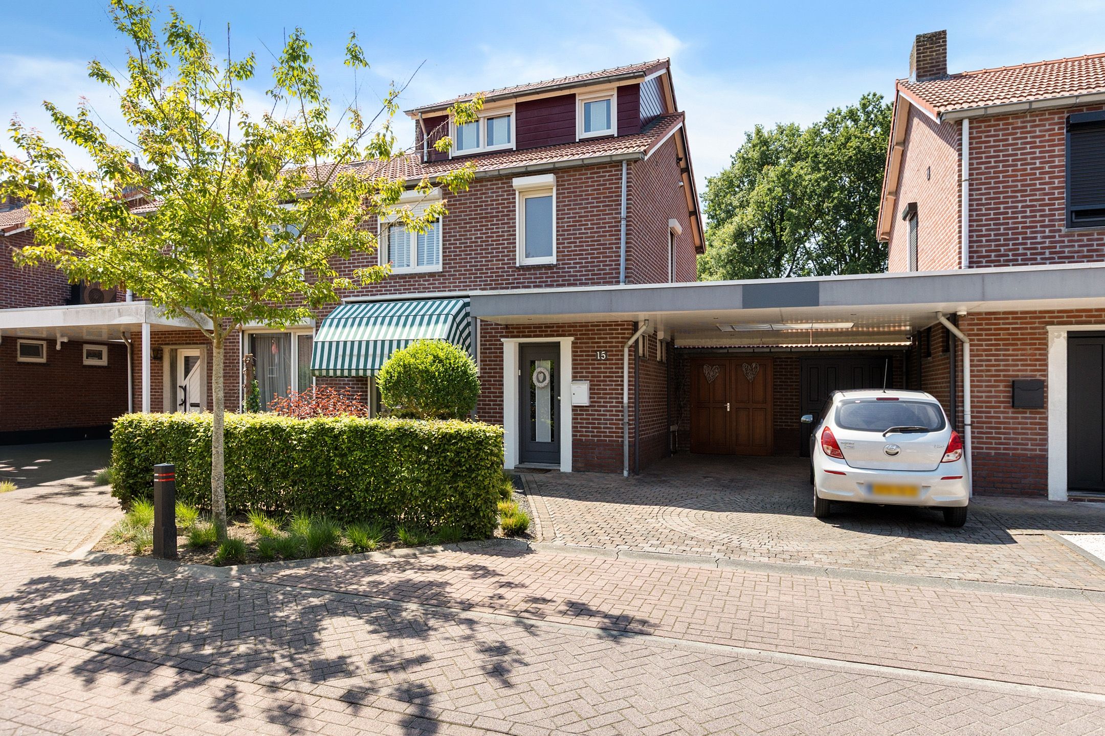 Foto van Esdoornlaan 15, Haelen