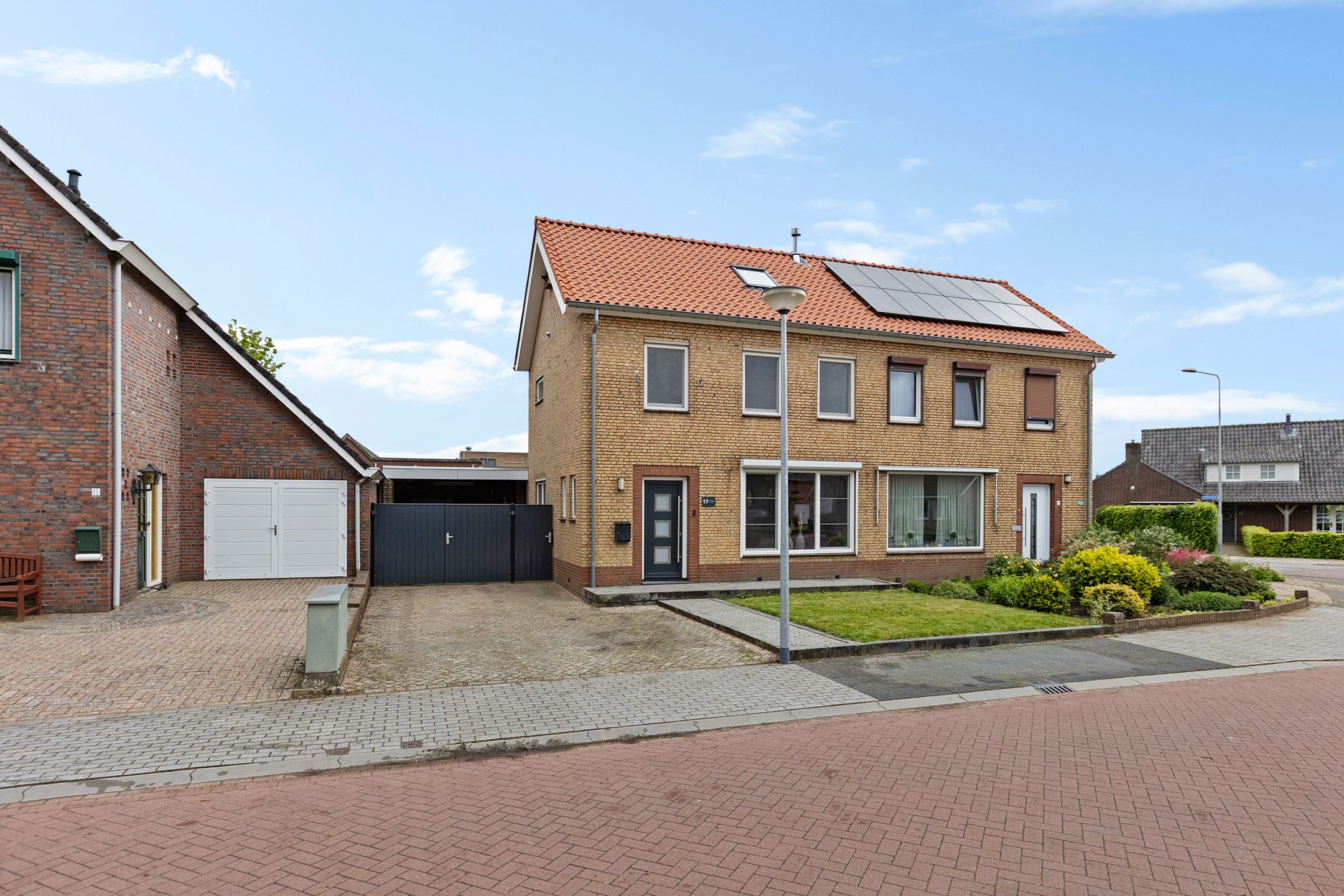 Foto van Hanssum 17, Neer