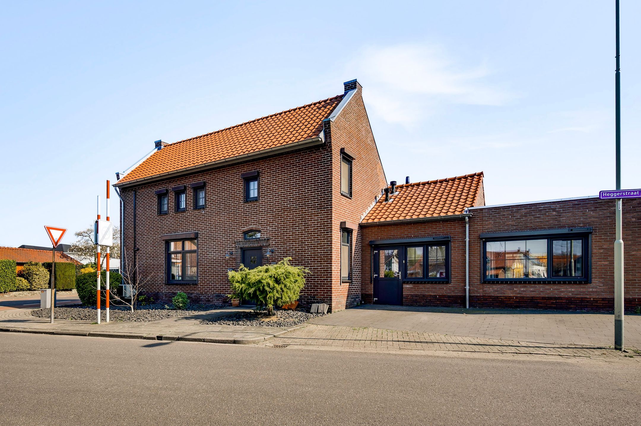 Foto van Heelderweg 12, Heel