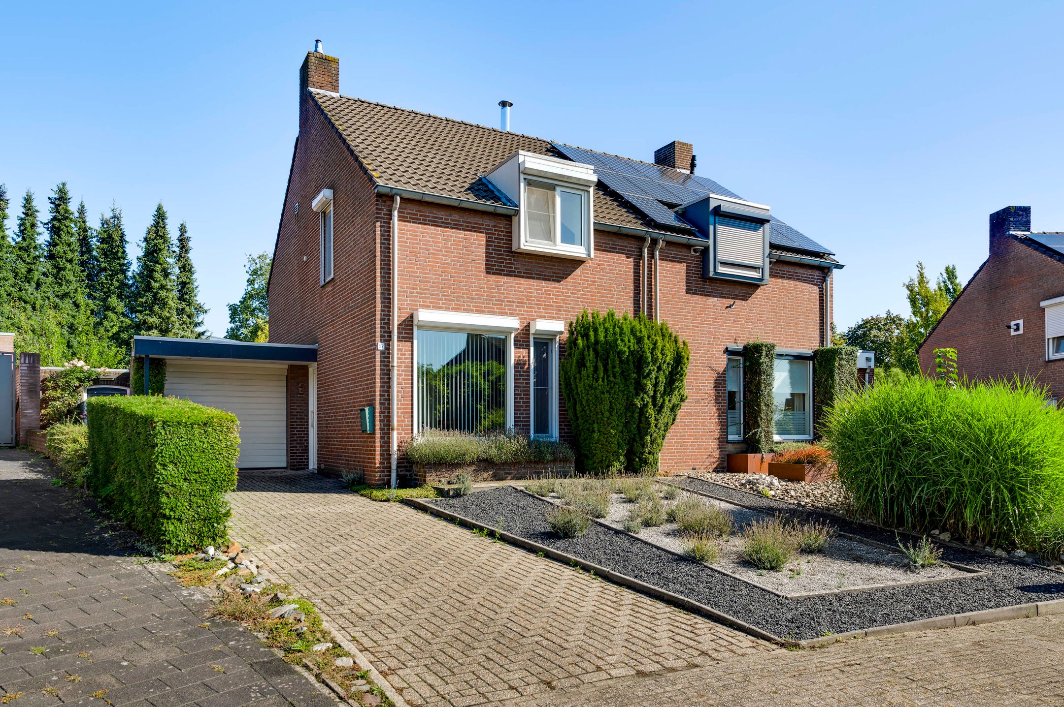 Foto van Genoenhoflaan 57, Heel