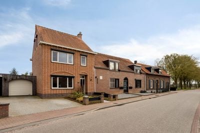 Foto van Bovenste Eind 35, Echt Half