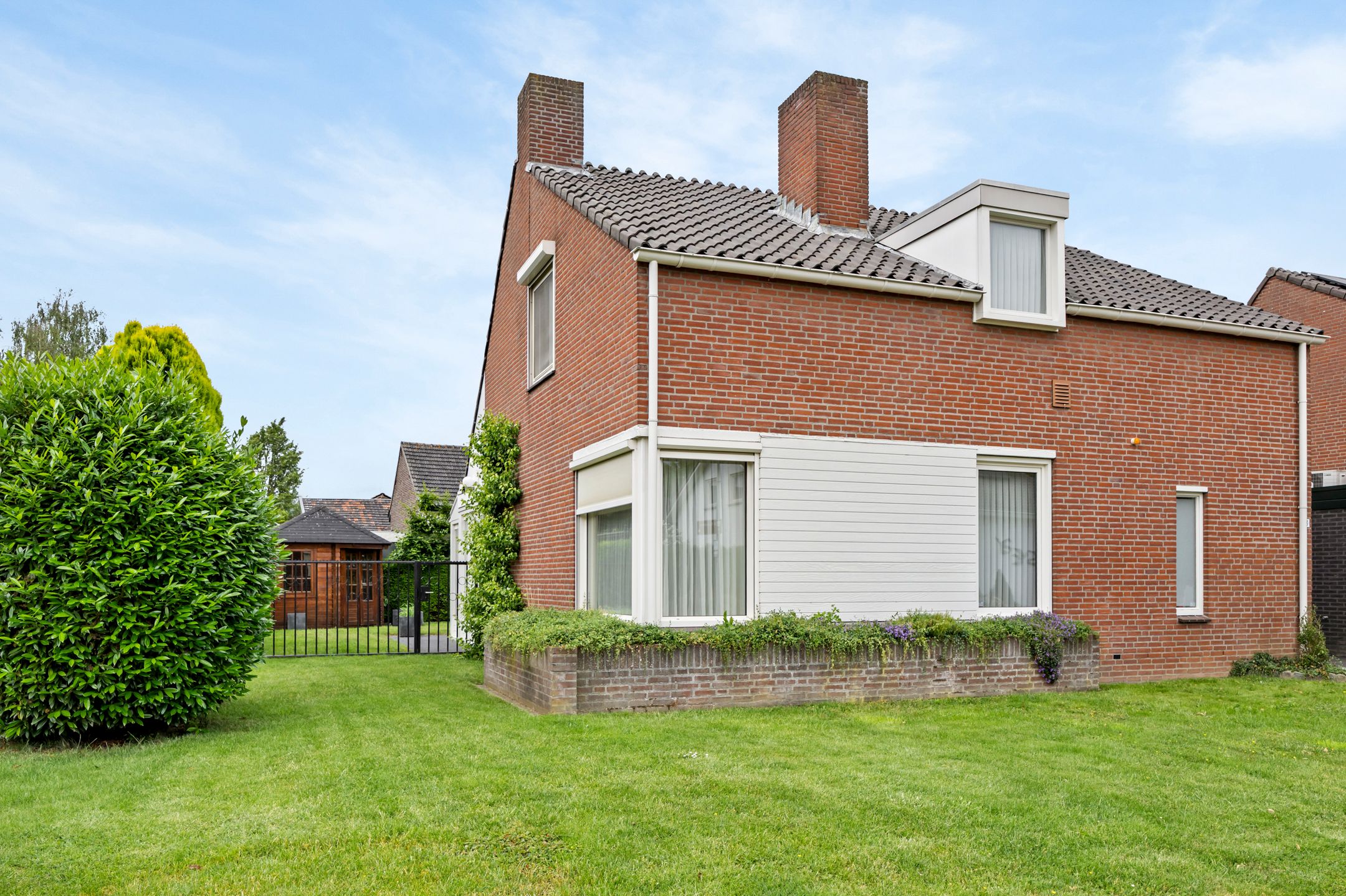 Foto van Drs J. Lebensstraat 3, Roosteren