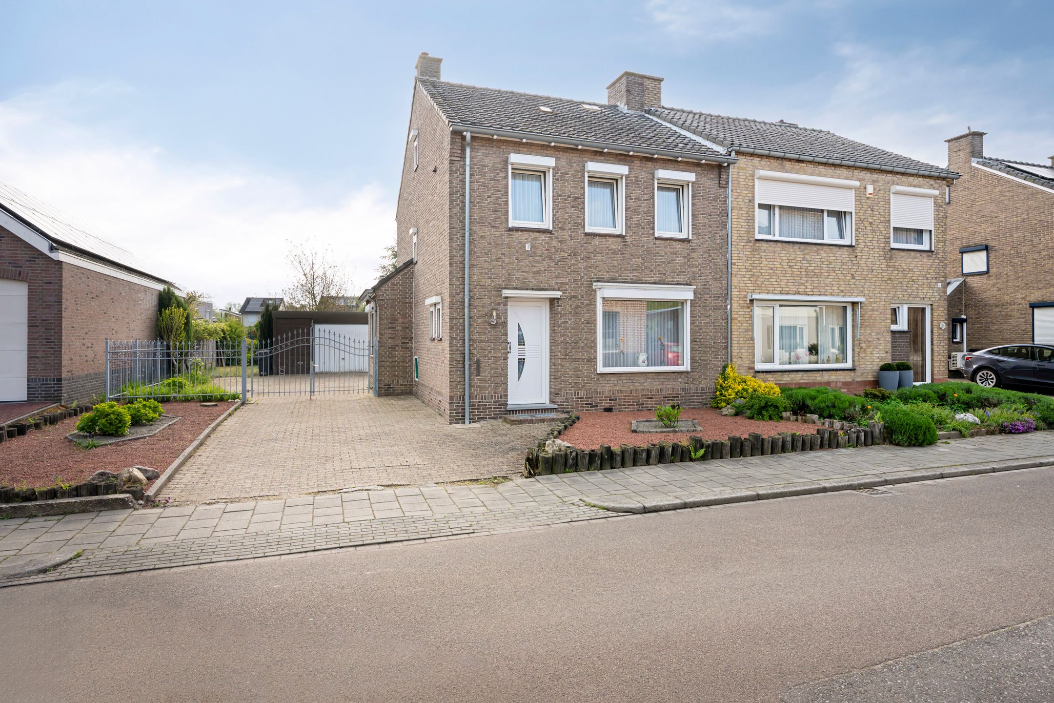 Foto van Past Eijckstraat 9, Urmond