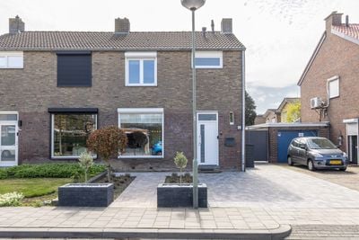 Foto van Ruys de Beerenbroucklaan 58, Urmond