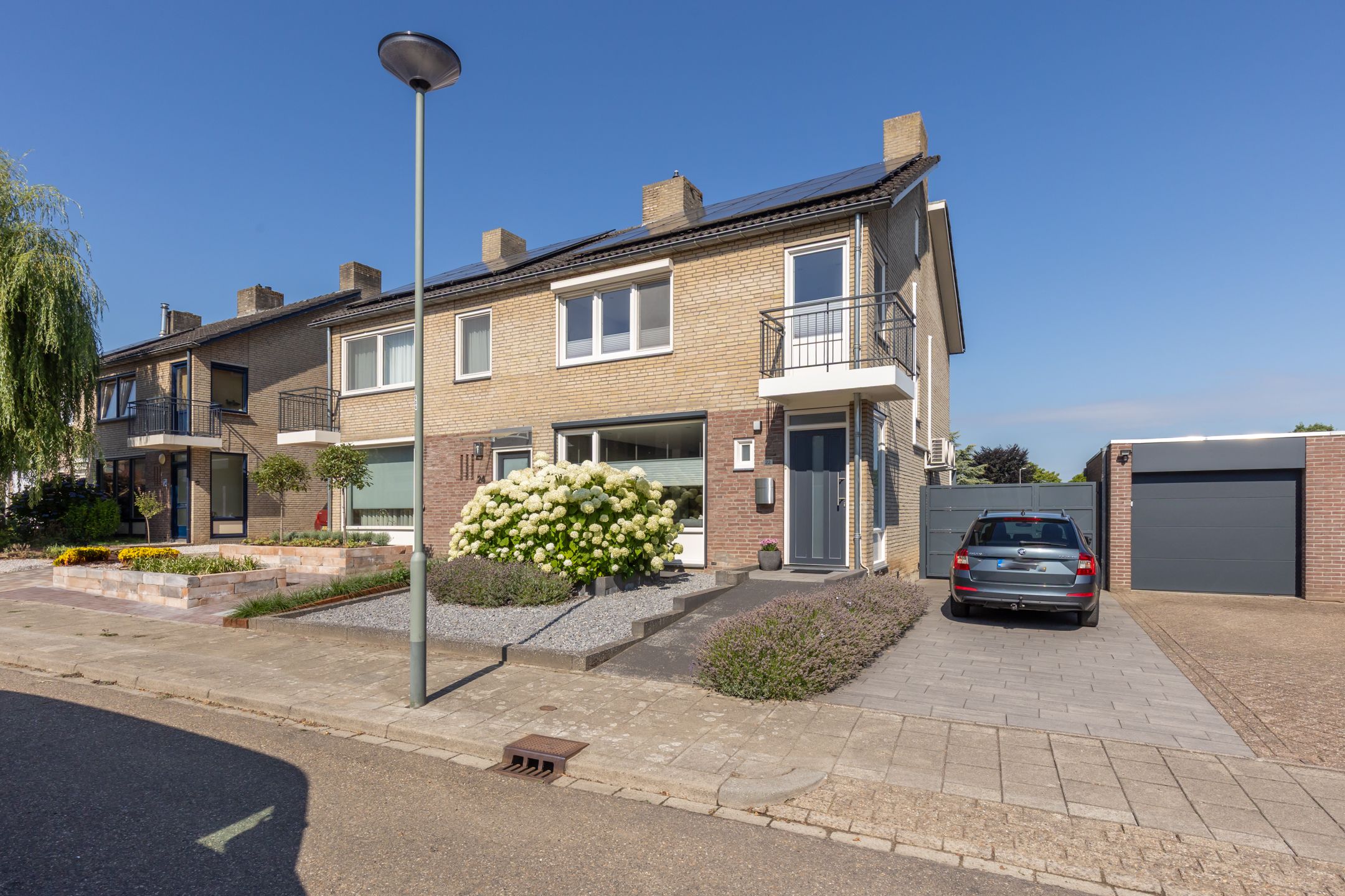 Foto van Burg. Luytenstraat 22, Munstergeleen