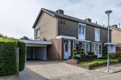Foto van Panoramaweg 1, Puth Helft van dubbel