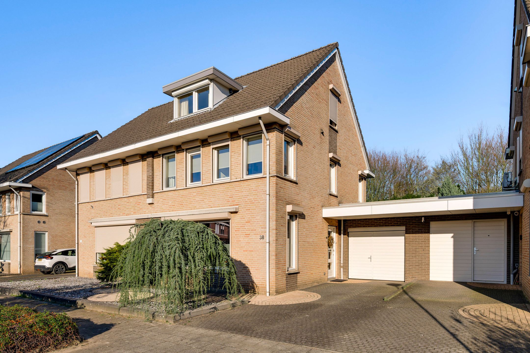 Foto van Hortensiastraat 38, Geleen