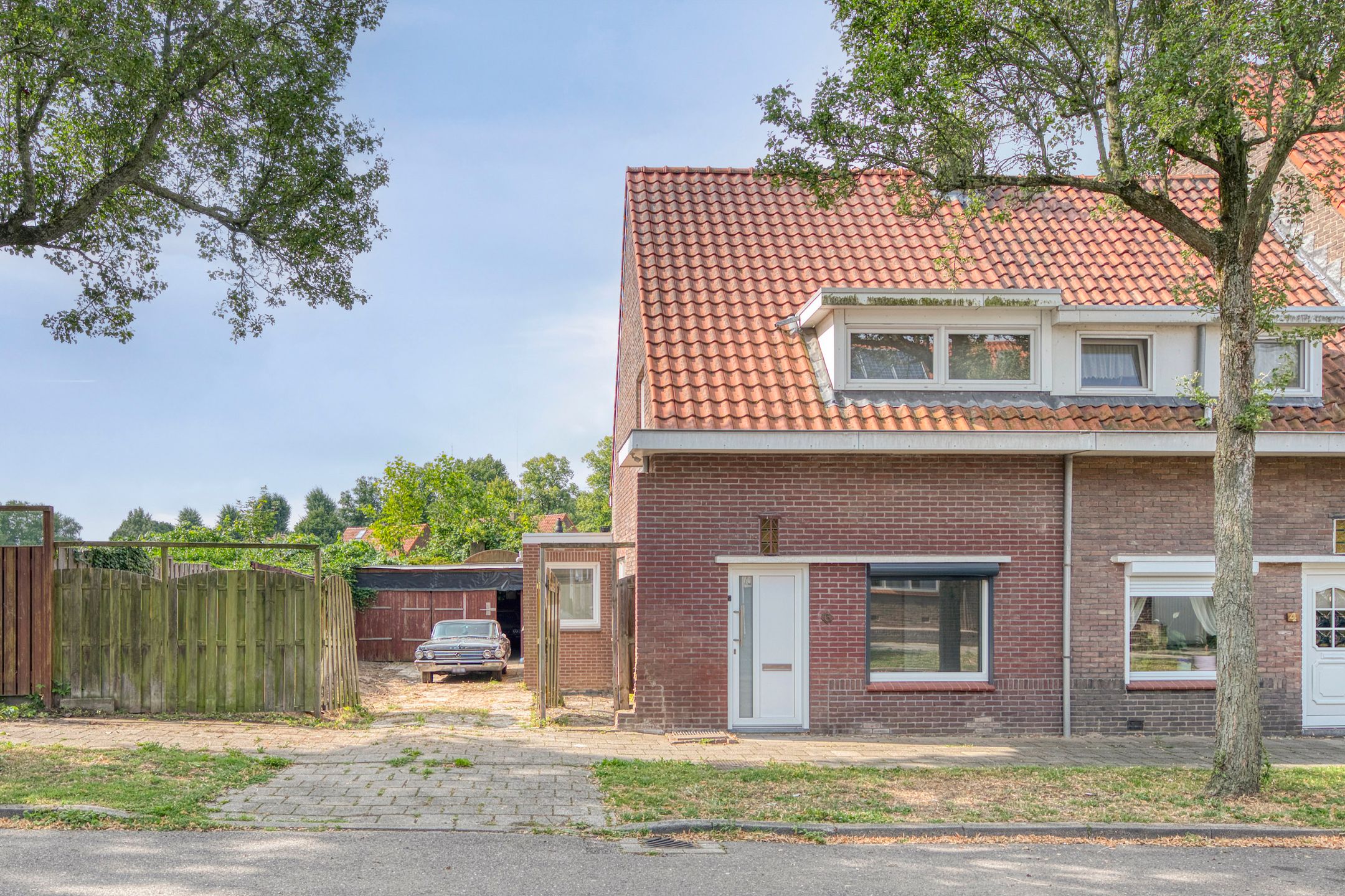 Foto van Esdoornstraat 6, Geleen