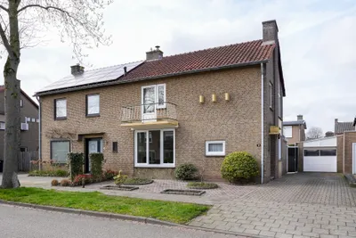 Foto van Rembrandtlaan 14, Geleen