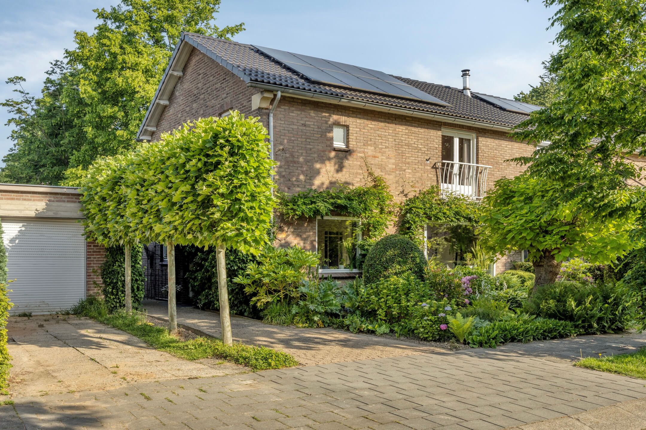 Foto van Alberdingk Thijmlaan 3, Geleen