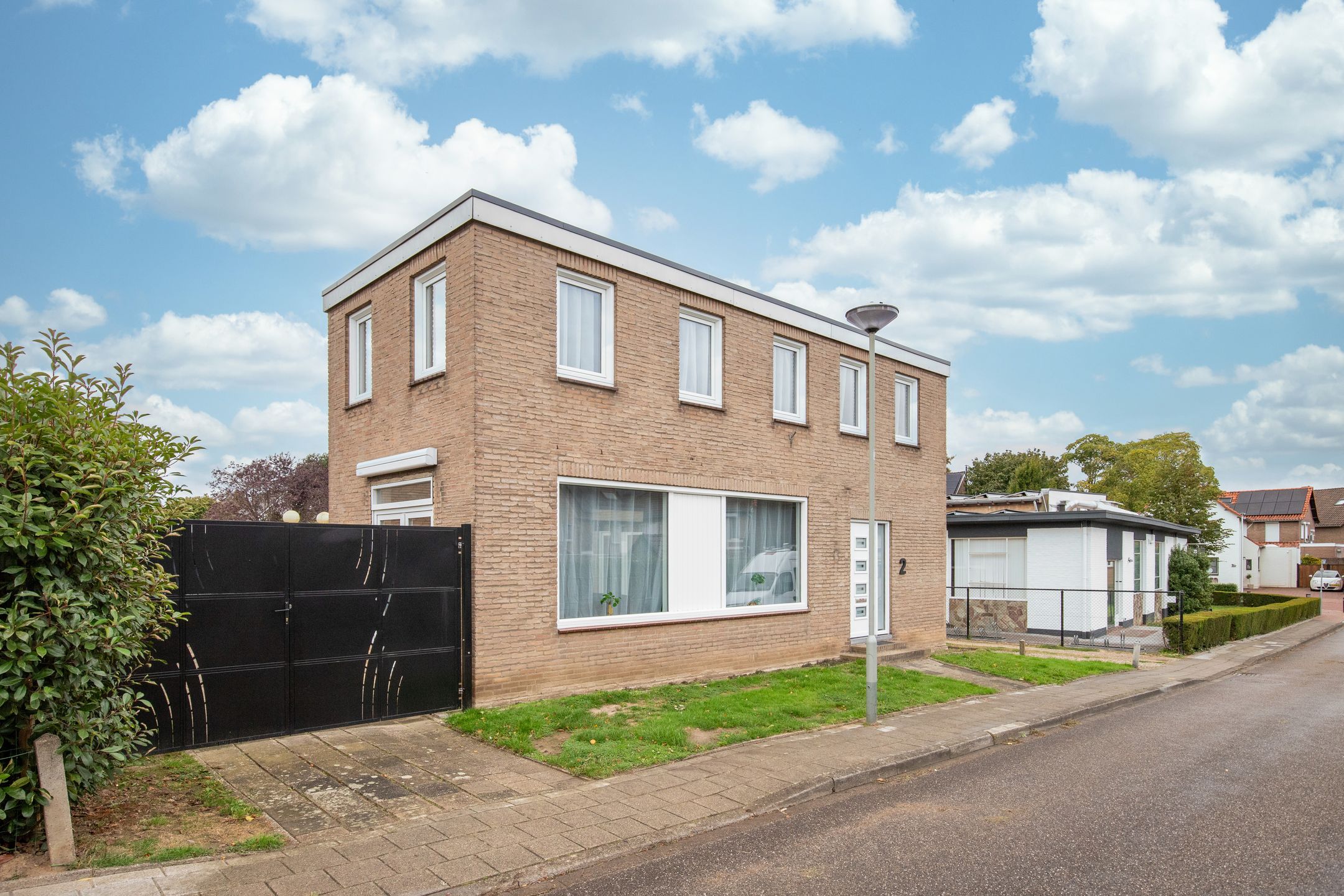 Foto van Van Lennepstraat 2, Geleen