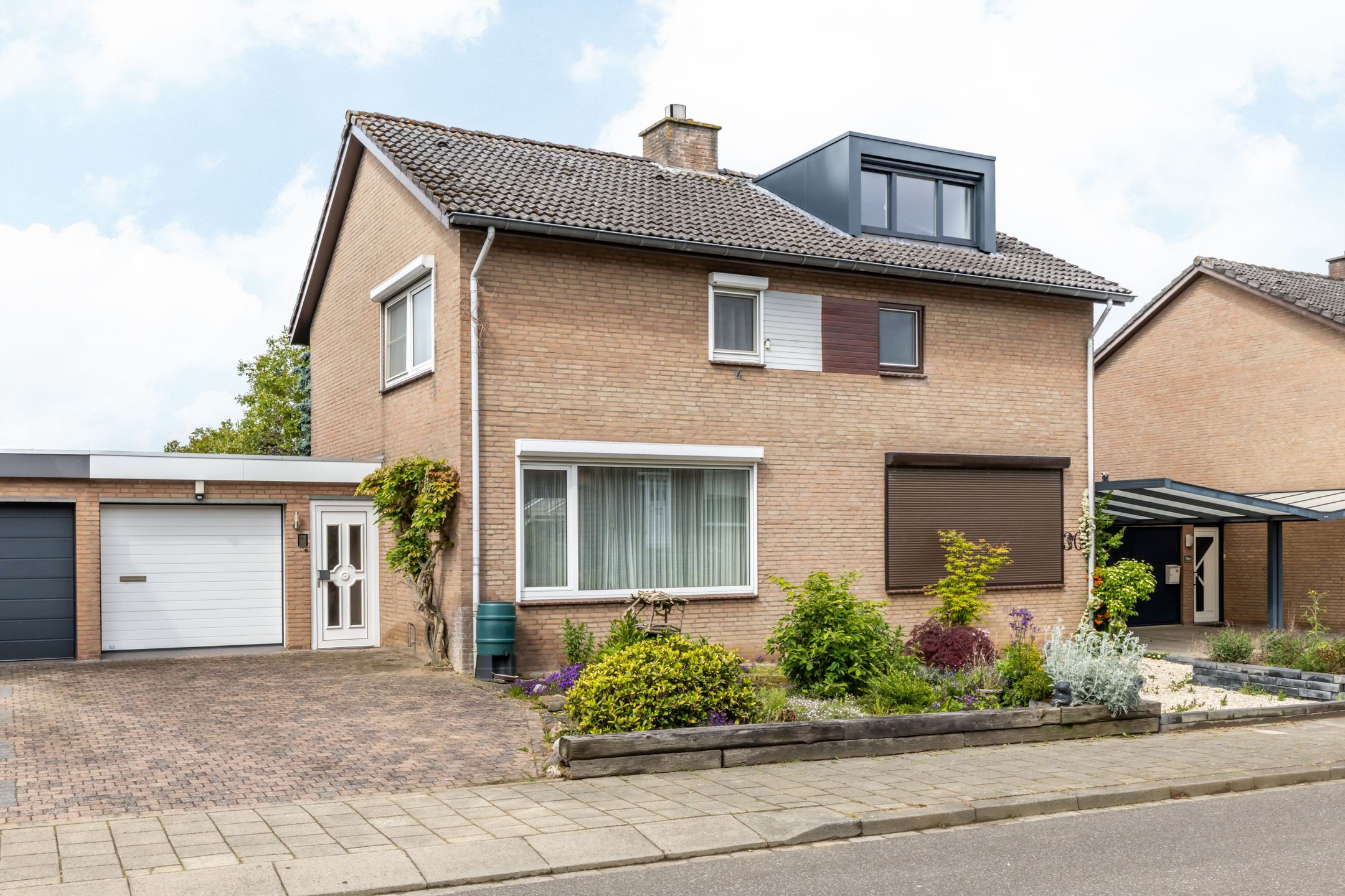 Foto van Tienbundersweg 28, Wijlre