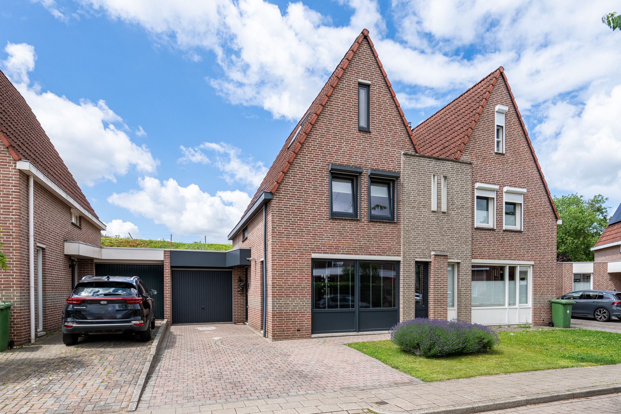 Foto van Mies van der Rohestraat 28, Landgraaf