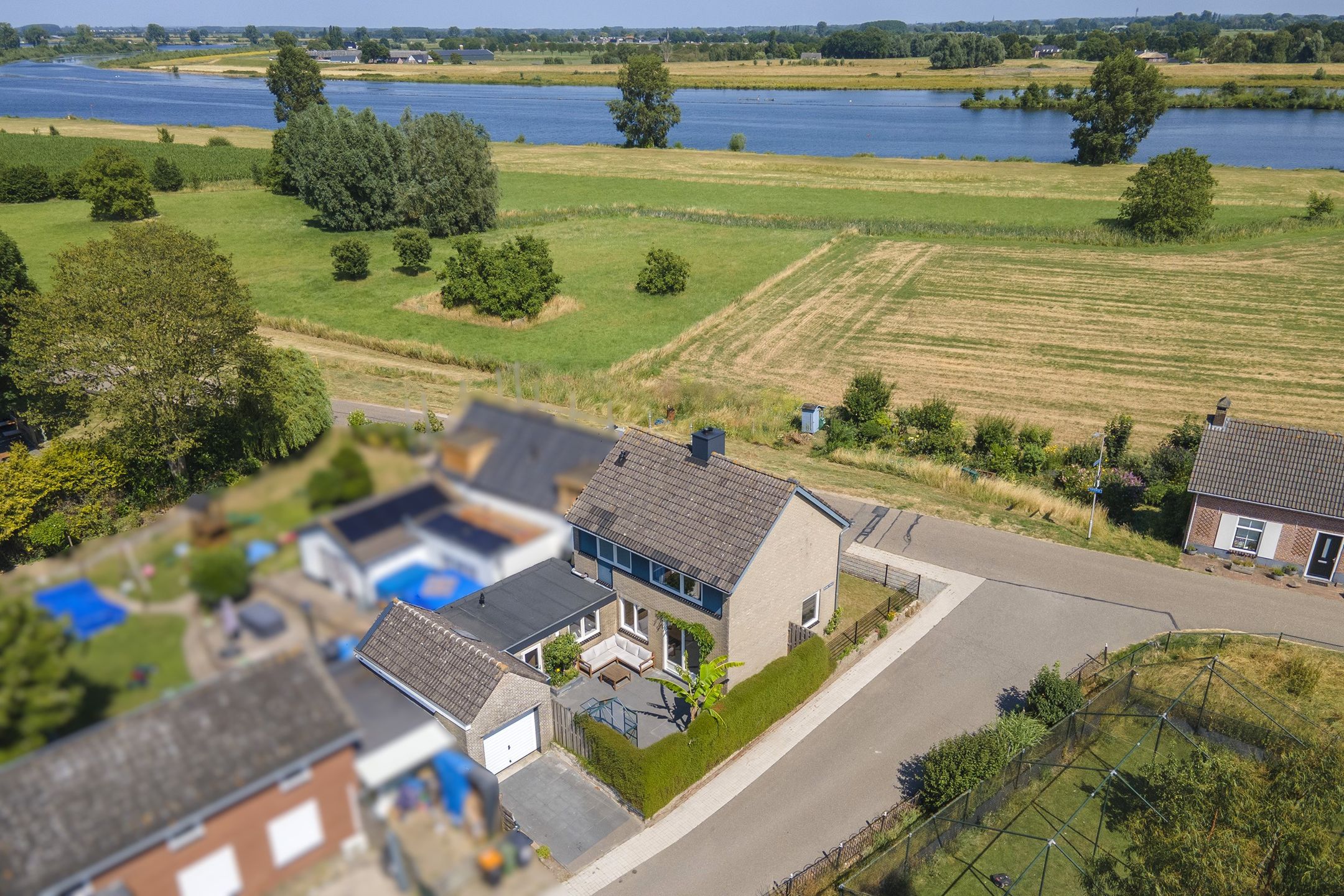 Foto van Kerkdijk 12, Alphen (GE)