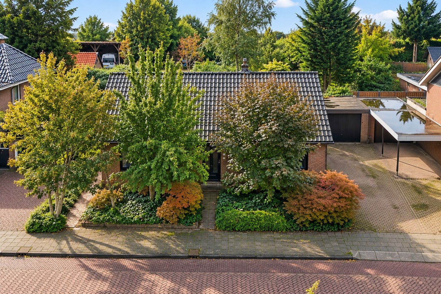 Foto van Directeur Trompstraat 1, Ewijk