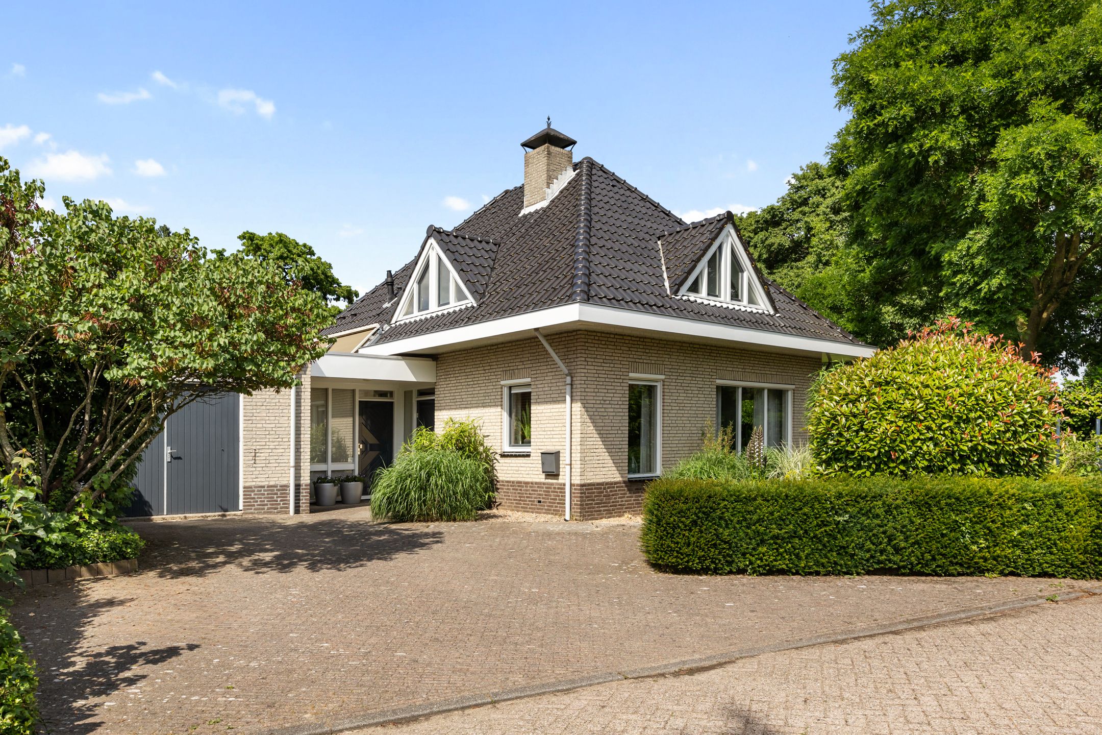 Foto van Gravendaal 21, Deest